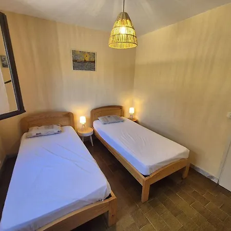Familial 3 Pieces, Terrasse Et Parking, Proche Et Commerces - - Fr-1-226b-193