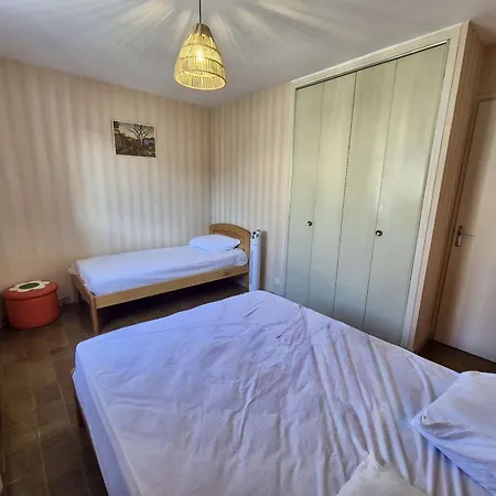 アパート Familial 3 Pieces, Terrasse Et Parking, Proche Et Commerces - - Fr-1-226b-193