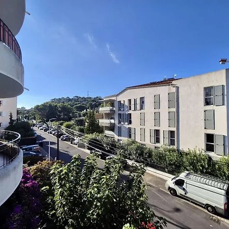 Familial 3 Pieces, Terrasse Et Parking, Proche Et Commerces - - Fr-1-226b-193 *
